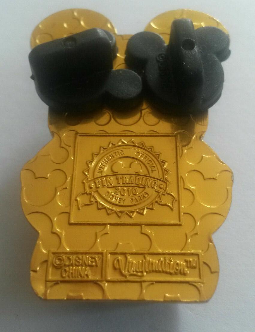 Vinylmation 3D Pins Pirates of the Caribbean Auctioneer Disney L Paris Dlp pin