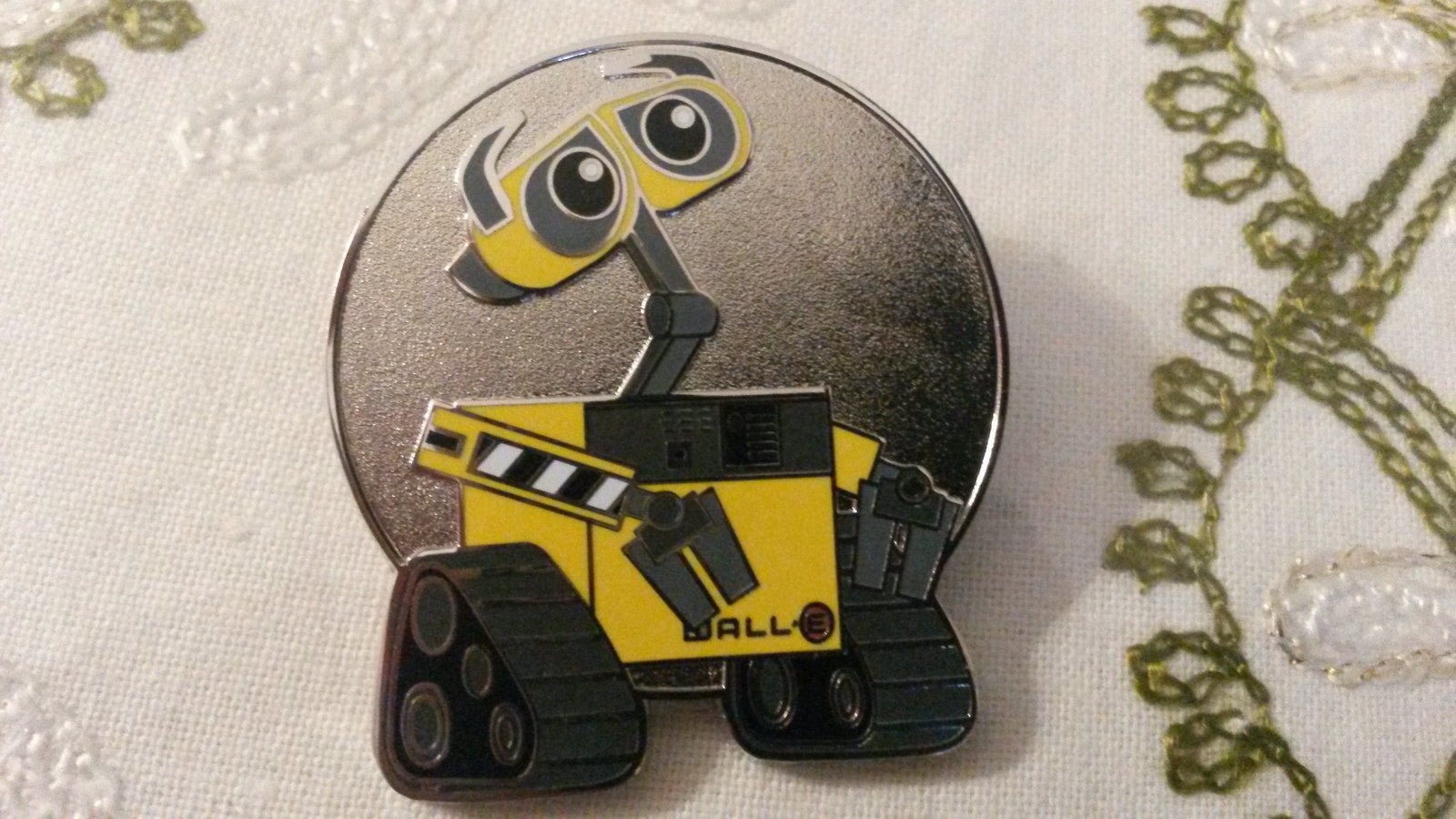 Wall - E Robot Cast Lanyard Series Disney Land Paris Dlrp Dlp New 2017 pin