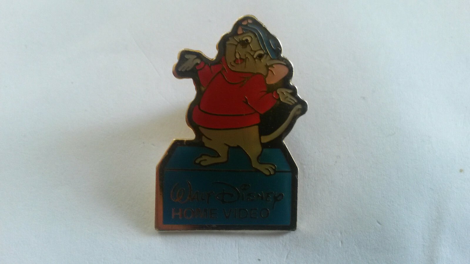 Walt Disney Home Video - The Rescuers (Bernard) Disney Pin