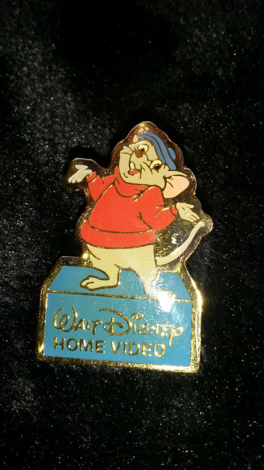 Walt Disney Home Video - The Rescuers (Bernard) Disney Pin