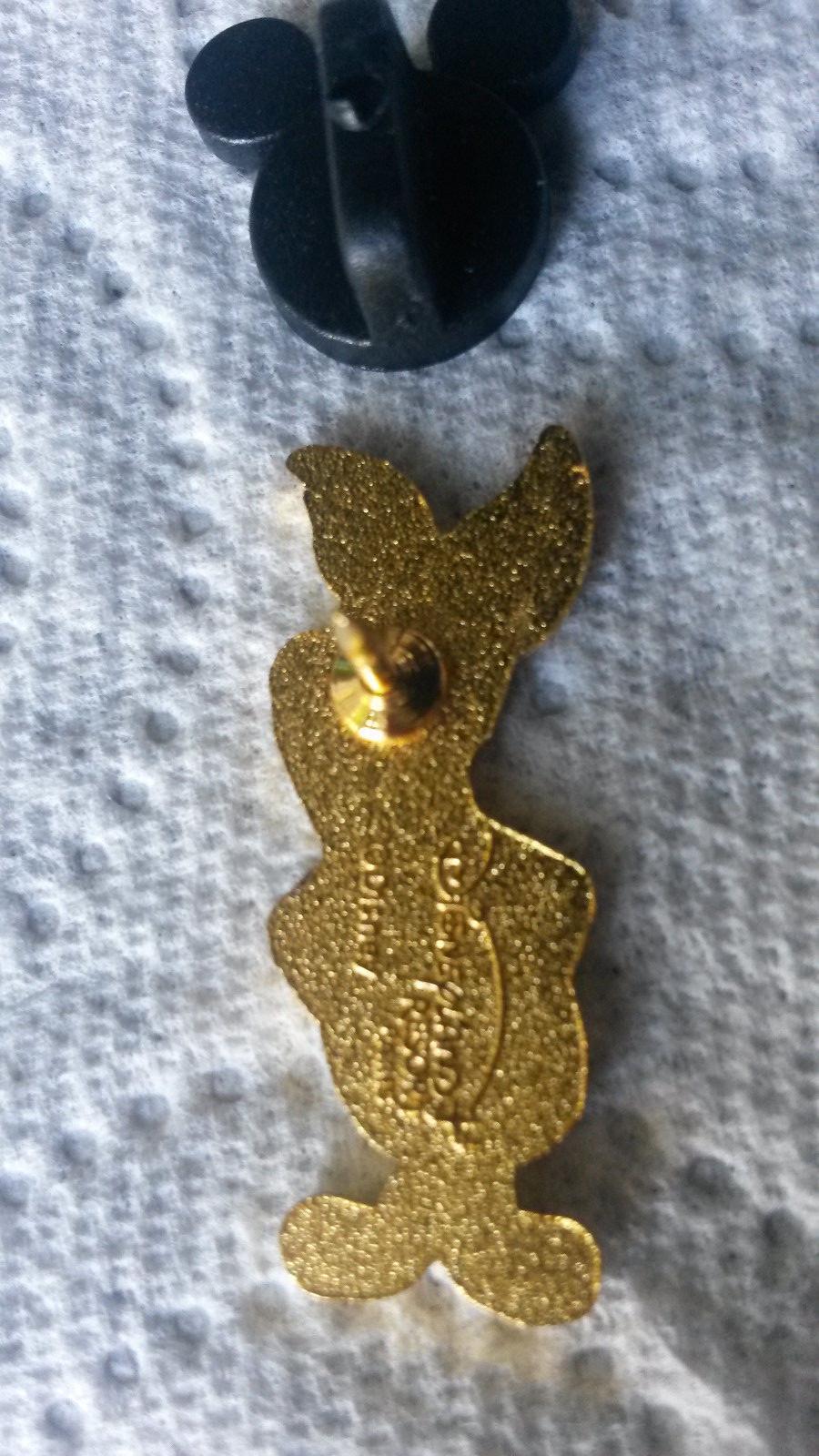 Winnie the Pooh and Friends Set Piglet only Disney Land Paris Dlrp Dlp Pin