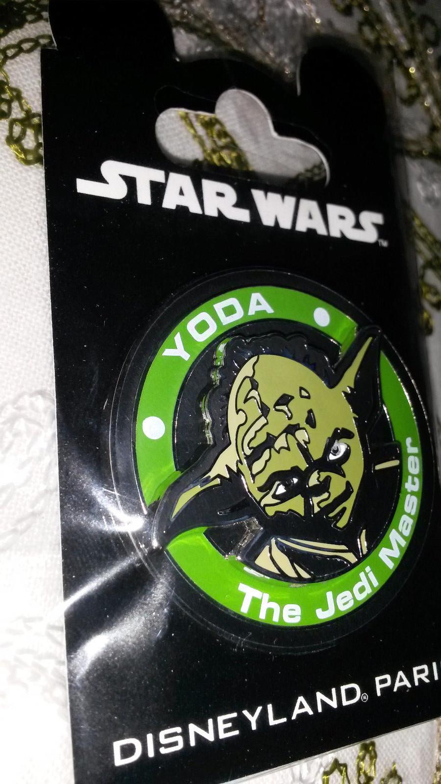 Yoda the Jedi Master Star Wars Disney L Paris Dlrp Dlp 2015 Round 3D Pin On Pin