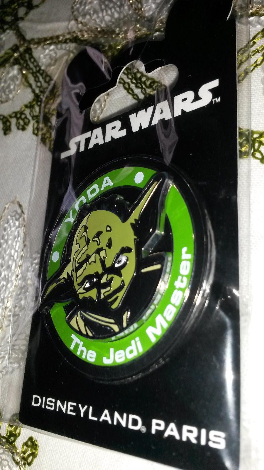 Yoda the Jedi Master Star Wars Disney L Paris Dlrp Dlp 2015 Round 3D Pin On Pin