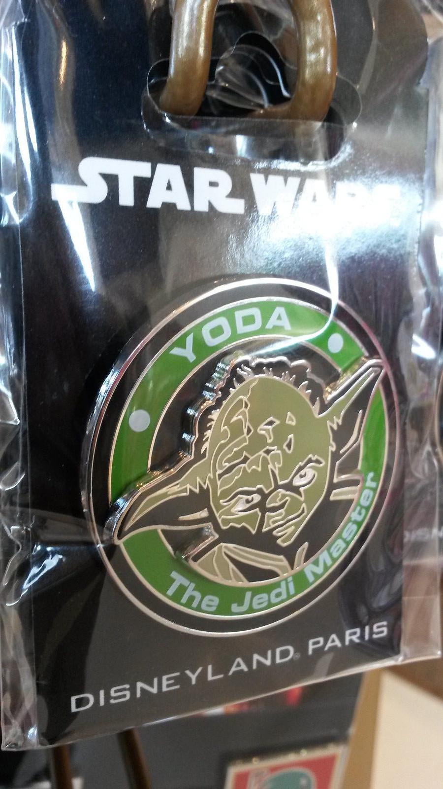 Yoda the Jedi Master Star Wars Disney L Paris Dlrp Dlp 2015 Round 3D Pin On Pin